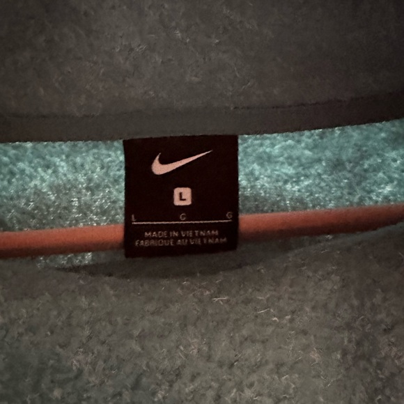 Nike Funnel Neck Sweatshirt Therma Fleece Pullover Large Teal - Picture 15 of 16